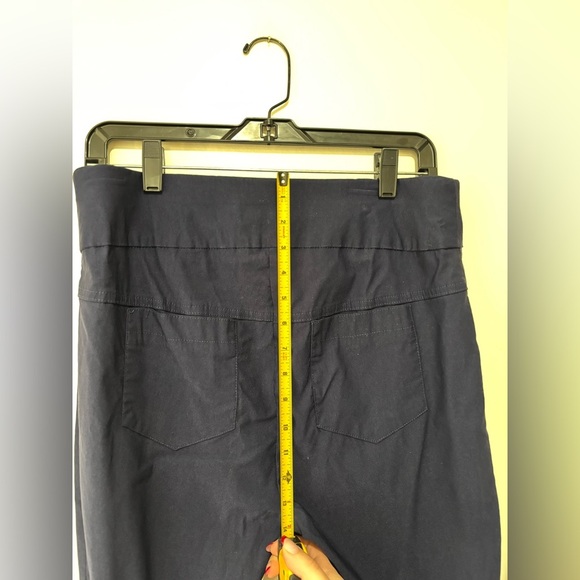 New York & Company Navy Pull on Pants - Picture 6 of 8